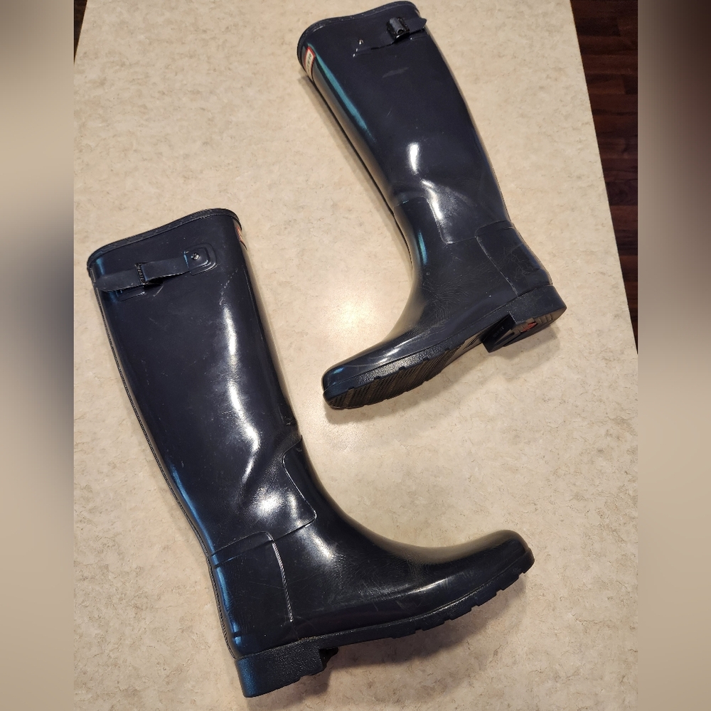 Hunter Tall Rainboots - Picture 2 of 8